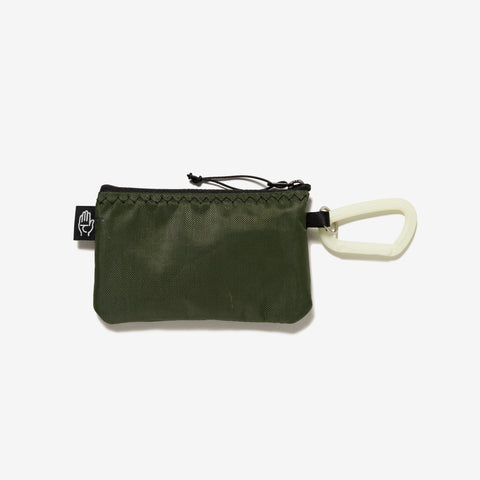 HANGG WIDE CARD CASE TAKES HANDS