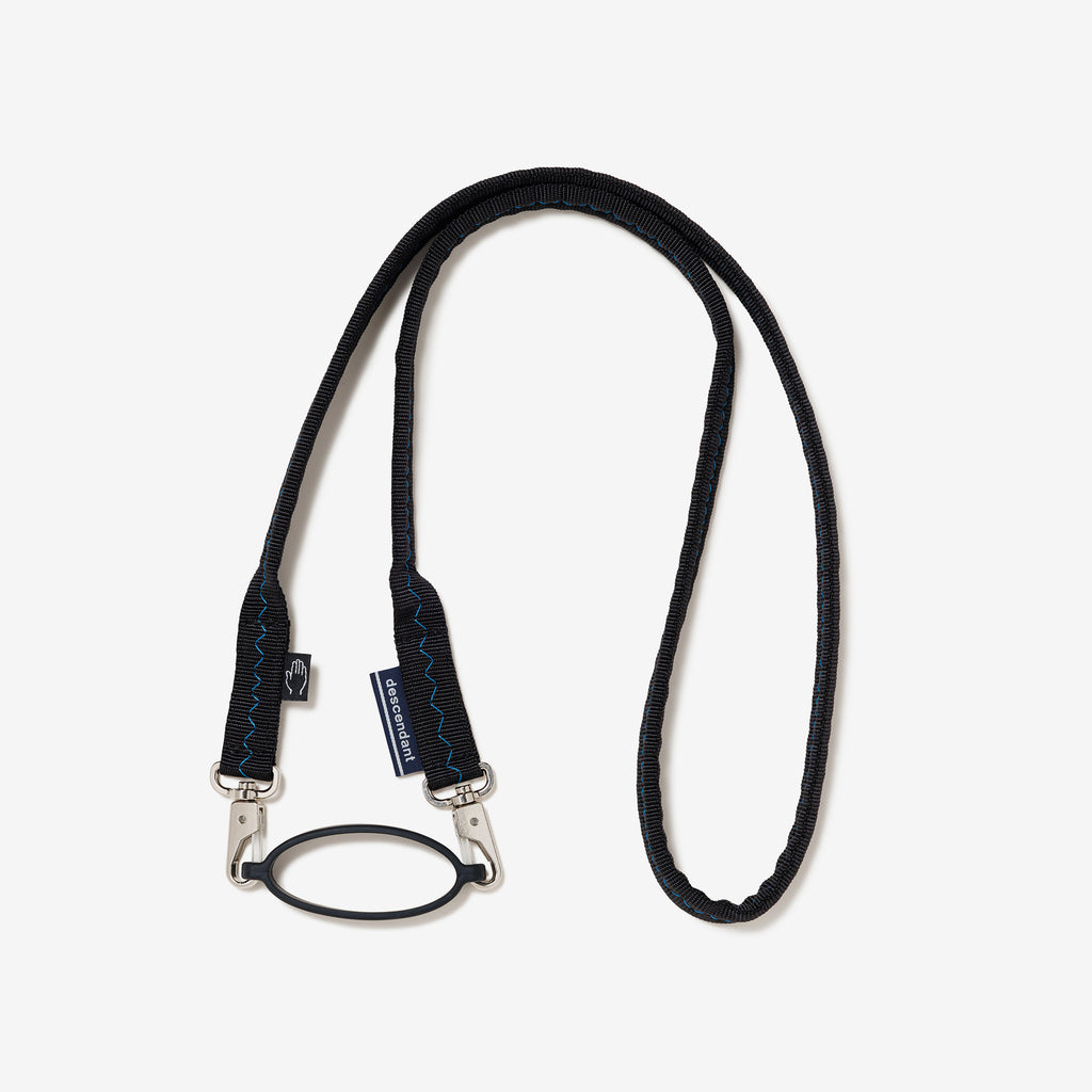 BUNGEE STRAP TAKES HANDS