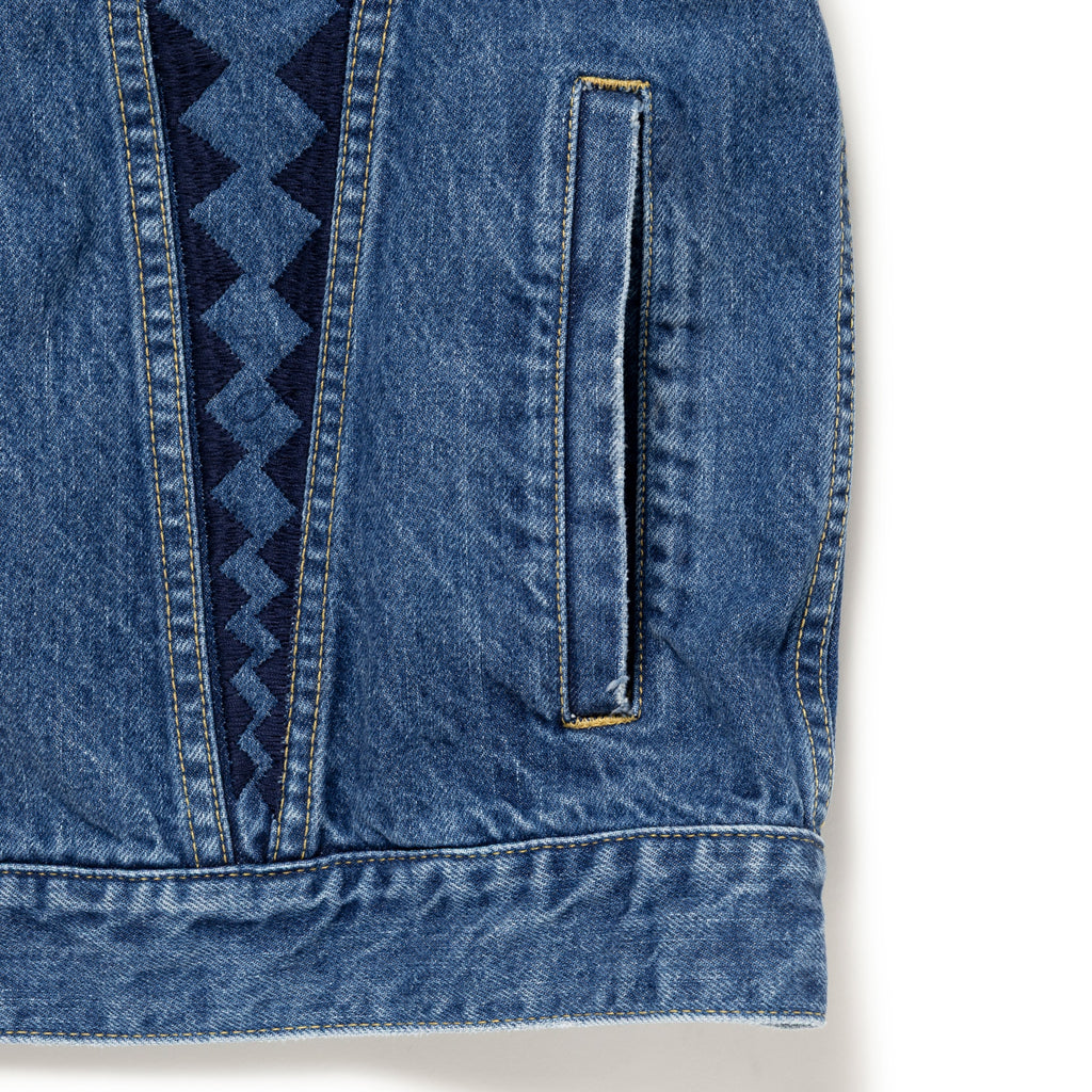 TRUCKER DENIM JACKET