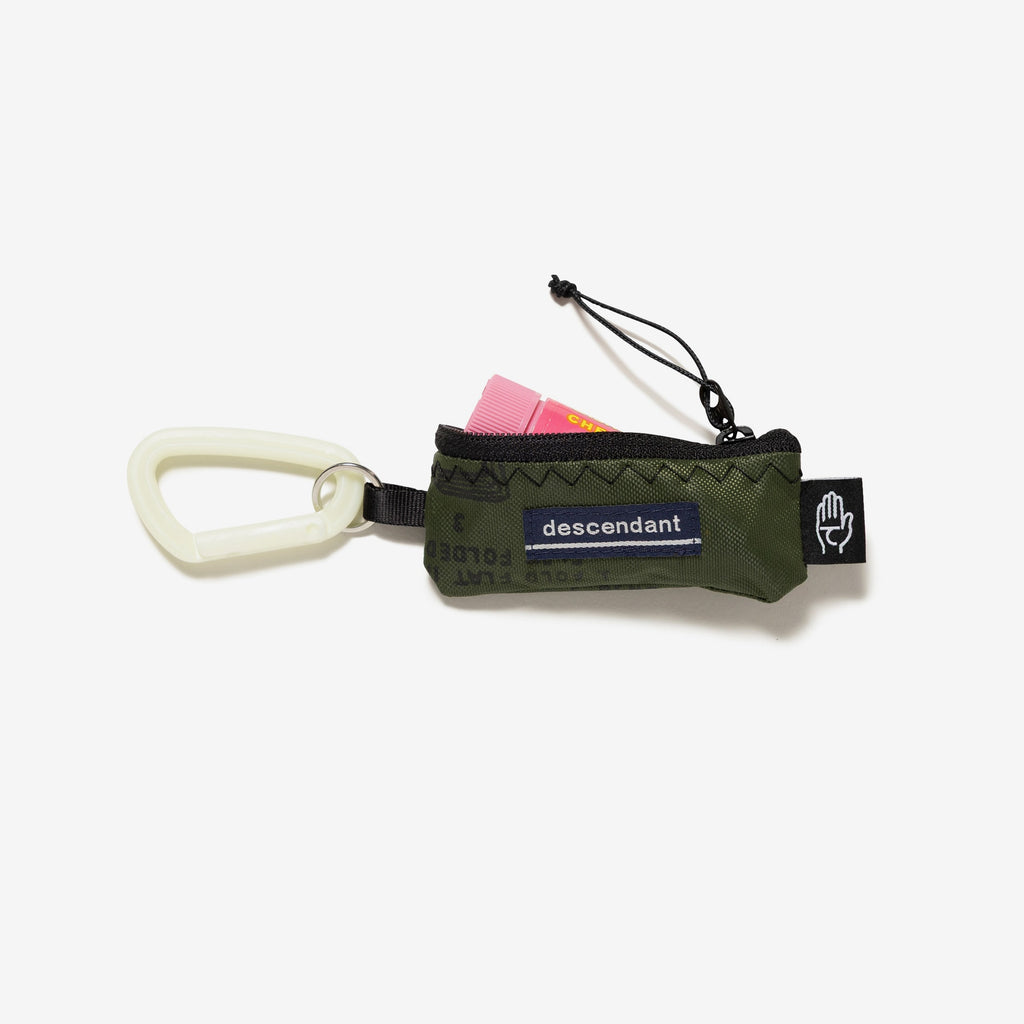 HANGG NARROW LIP CASE TAKES HANDS