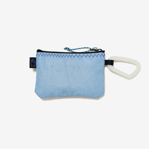 HANGG WIDE CARD CASE TAKES HANDS
