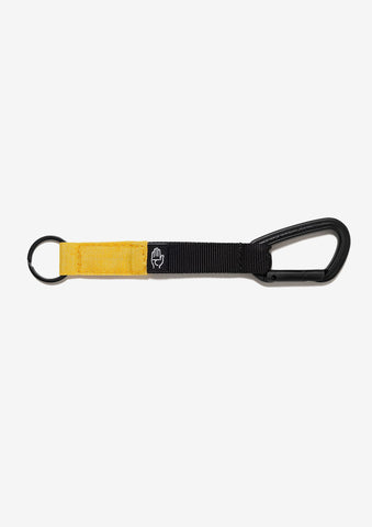 LEASH STRAP TAKES HANDS